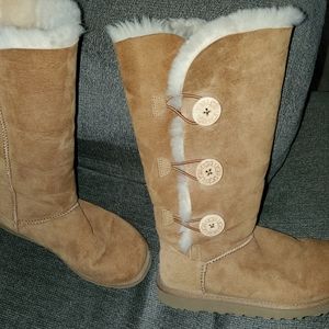 Ugg